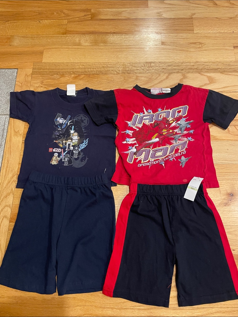 Lot of 2 Boy’s Matching Sets-Star Wars and Iron Man